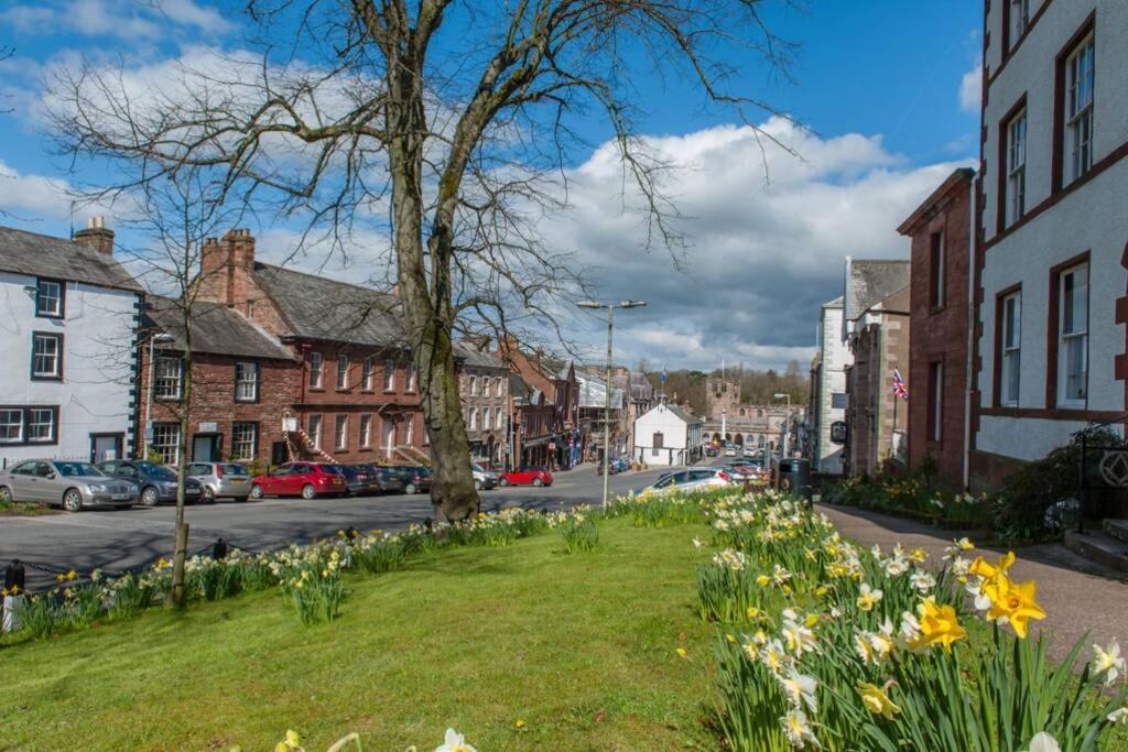 2 Mews Cottages - Town Centre Location Appleby-in-Westmorland Kültér fotó