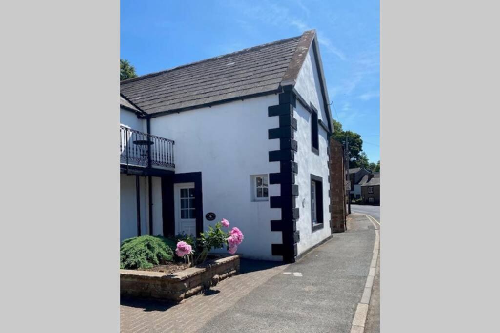 2 Mews Cottages - Town Centre Location Appleby-in-Westmorland Kültér fotó