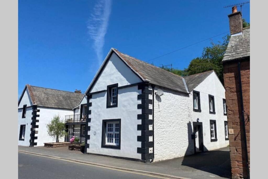 2 Mews Cottages - Town Centre Location Appleby-in-Westmorland Kültér fotó